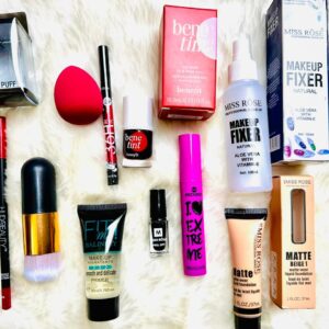 10 in 1 Makeup Deal